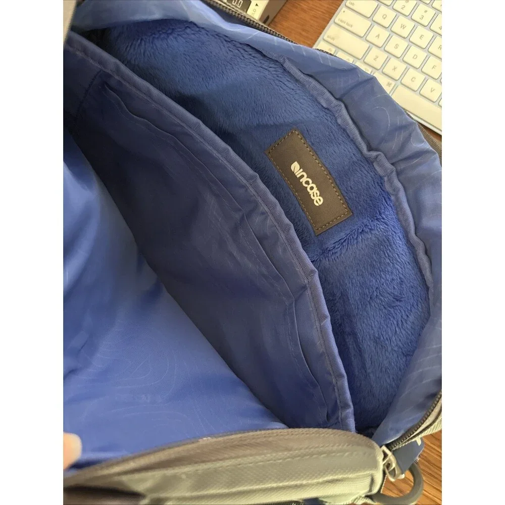Incase Laptop Case